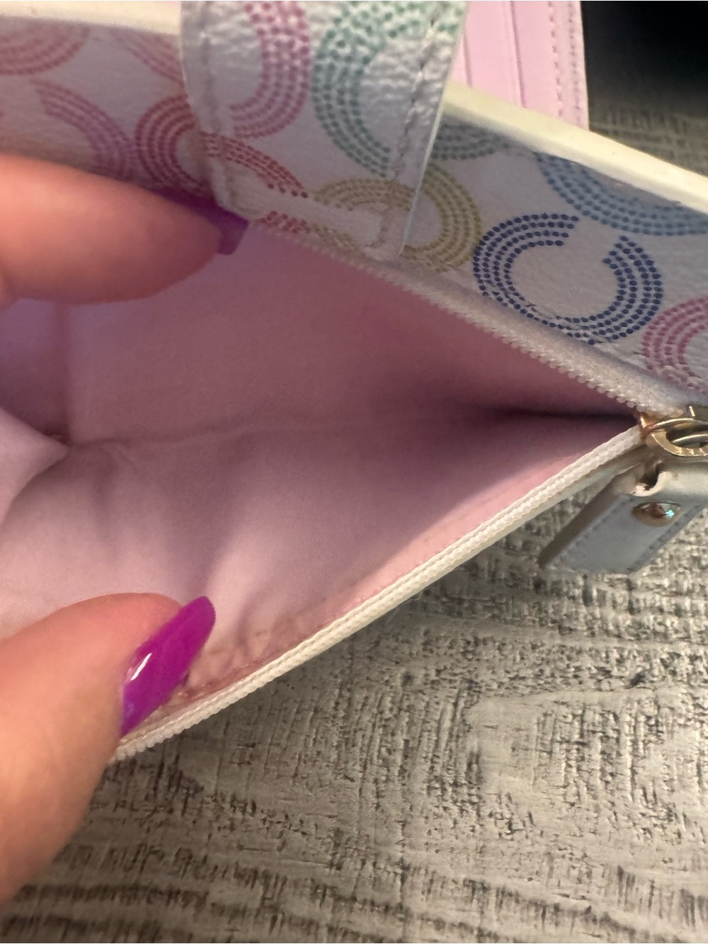 NWT Coach Y2K Multicolor Signature C Wallet - Picture 4 of 6